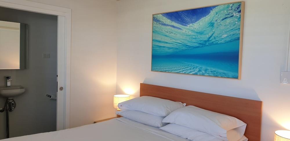 Wyuna Beachfront Holiday Apartments Gold Coast Exterior foto